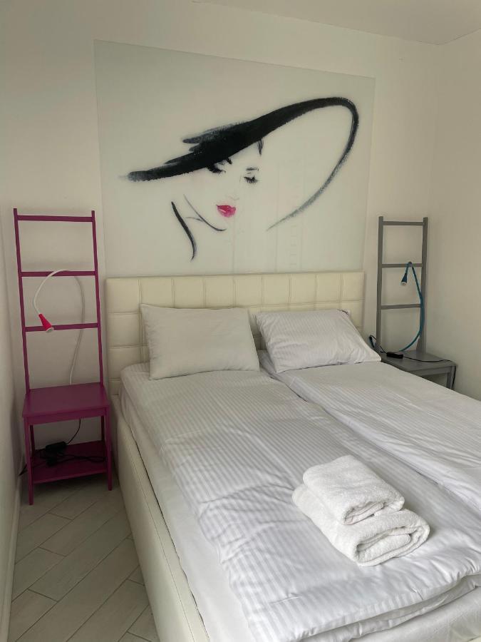 Lady - Victoria Residence By Oneapartments Sopot Ngoại thất bức ảnh